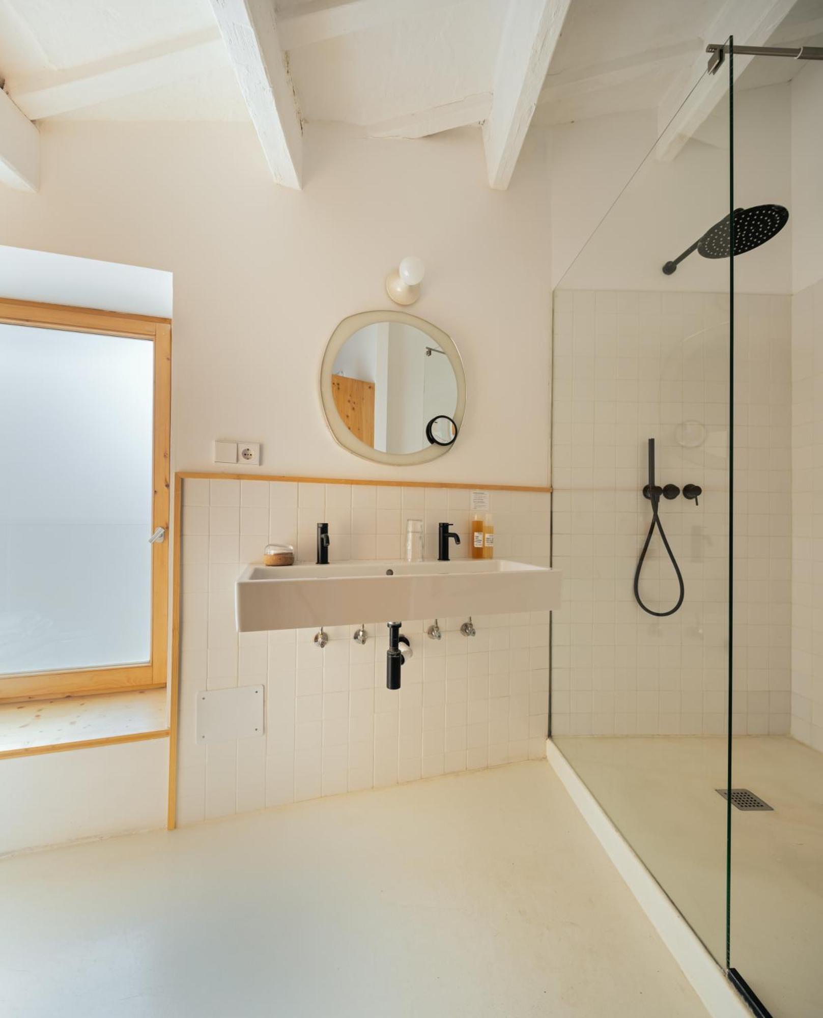 Hotel Hevresac Singular & Small ماهون الغرفة الصورة